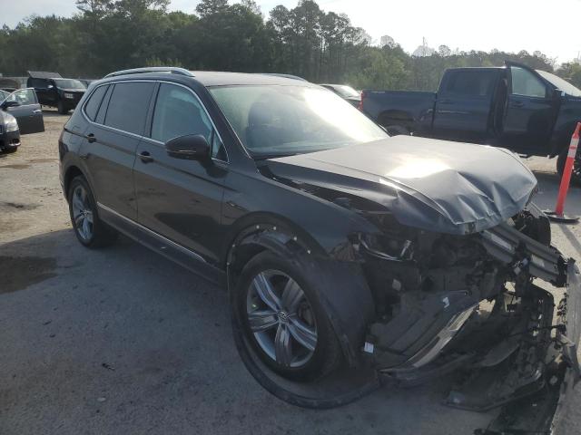 3VV2B7AX0LM181739 - 2020 VOLKSWAGEN TIGUAN SE შავი ფოტო 4