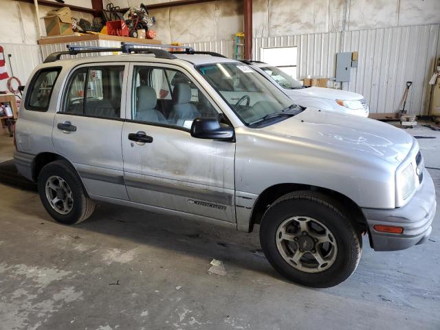 2CNBJ13C6Y6944904 - 2000 CHEVROLET TRACKER SILVER photo 4