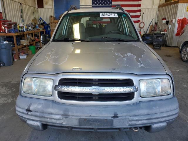 2CNBJ13C6Y6944904 - 2000 CHEVROLET TRACKER SILVER photo 5