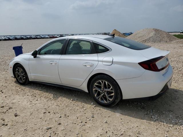 5NPEF4JA8LH001620 - 2020 HYUNDAI SONATA SEL WHITE photo 2