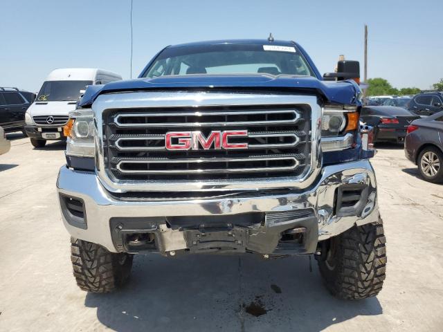 1GT12REG6HF219465 - 2017 GMC SIERRA K2500 HEAVY DUTY BLUE photo 5