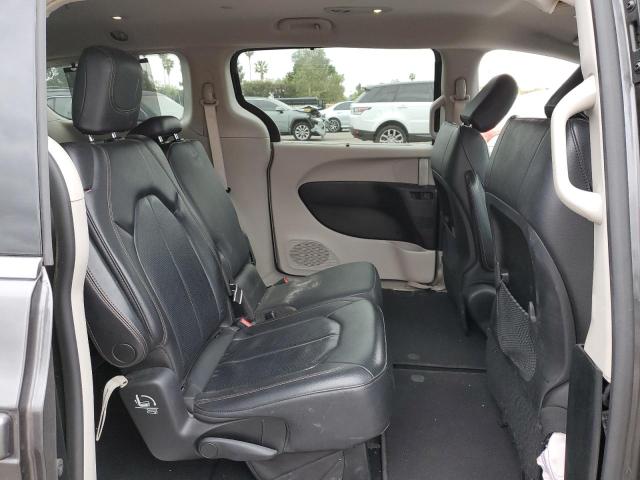 2C4RC1BG2KR627886 - 2019 CHRYSLER PACIFICA TOURING L GRAY photo 10