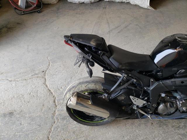 JKBZXJH18PA015989 - 2023 KAWASAKI ZX636 K TWO TONE photo 6