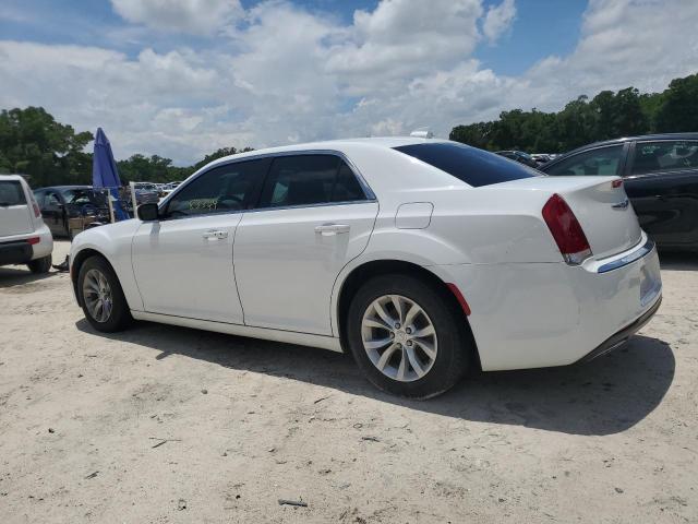 2C3CCAAG8FH903916 - 2015 CHRYSLER 300 LIMITED WHITE photo 2