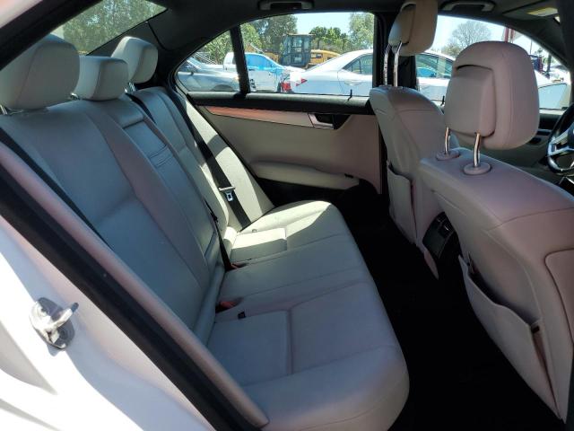 WDDGF4HB2ER320195 - 2014 MERCEDES-BENZ C 250 WHITE photo 10