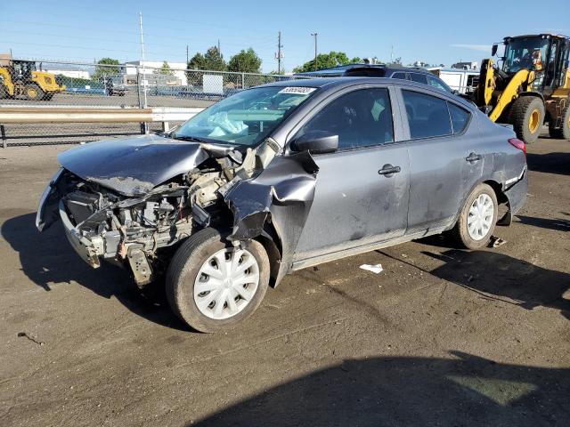 3N1CN7AP7KL831412 - 2019 NISSAN VERSA S GRAY photo 1