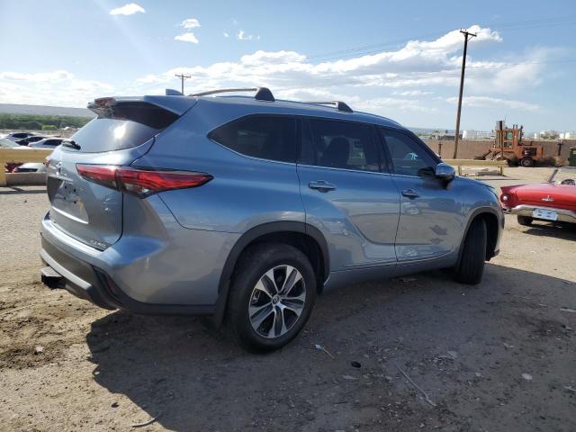 5TDHZRBH9MS134363 - 2021 TOYOTA HIGHLANDER XLE BLUE photo 3