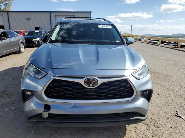 5TDHZRBH9MS134363 - 2021 TOYOTA HIGHLANDER XLE BLUE photo 5