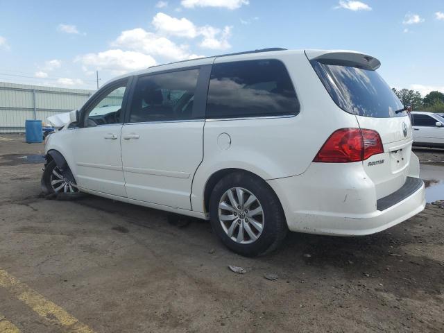 2C4RVABG7CR393580 - 2012 VOLKSWAGEN ROUTAN SE WHITE photo 2