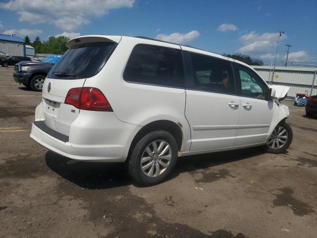 2C4RVABG7CR393580 - 2012 VOLKSWAGEN ROUTAN SE WHITE photo 3