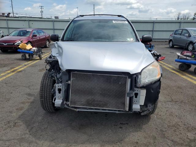 2T3BF4DV2BW176907 - 2011 TOYOTA RAV4 SILVER photo 5