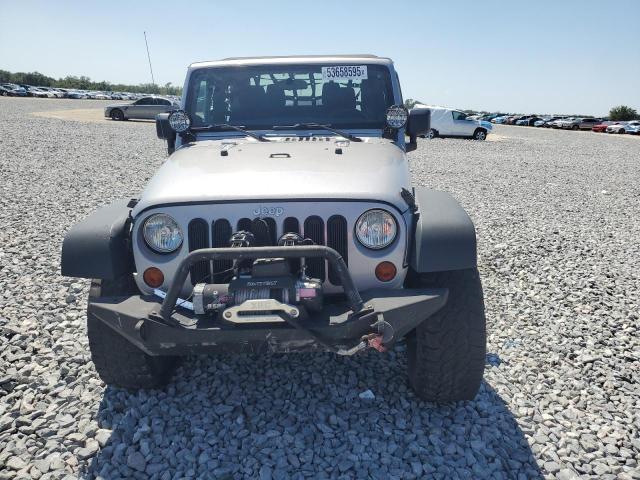 1C4AJWAG7DL706984 - 2013 JEEP WRANGLER SPORT GRAY photo 5