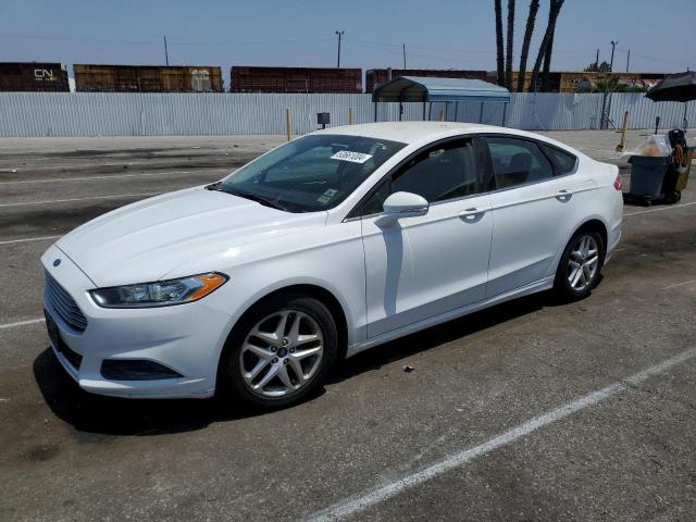 3FA6P0H79FR245658 - 2015 FORD FUSION SE WHITE photo 1