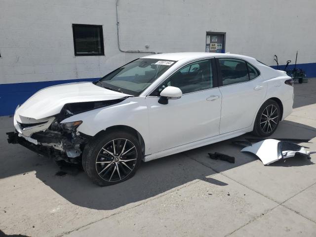 4T1G31AK5PU616951 - 2023 TOYOTA CAMRY SE NIGHT SHADE WHITE photo 1
