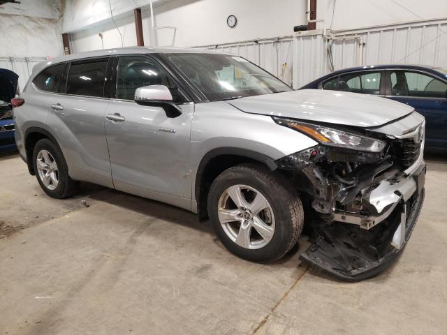 5TDBBRCH9LS513113 - 2020 TOYOTA HIGHLANDER HYBRID LE SILVER photo 4