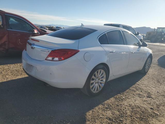 2G4GS5EV3C9203268 - 2012 BUICK REGAL PREMIUM WHITE photo 3