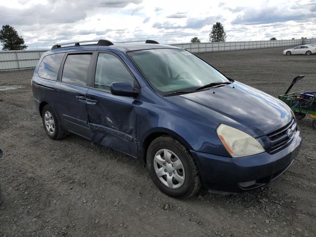 KNDMB233286202618 - 2008 KIA SEDONA EX BLUE photo 4