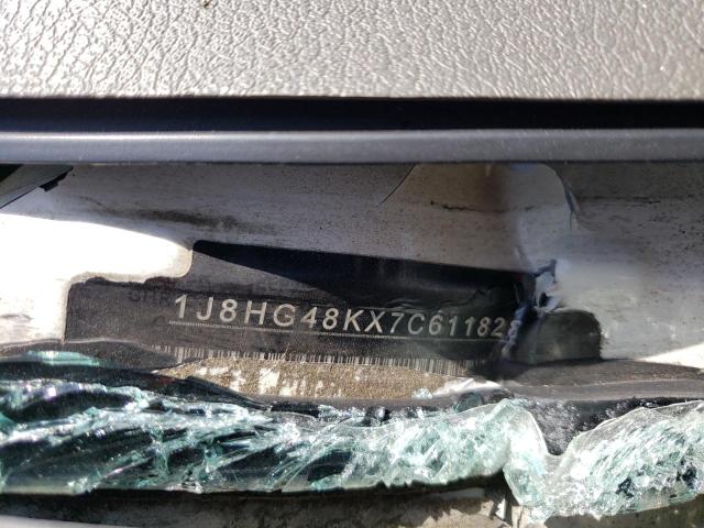 1J8HG48KX7C611828 - 2007 JEEP COMMANDER 白色 照片 12