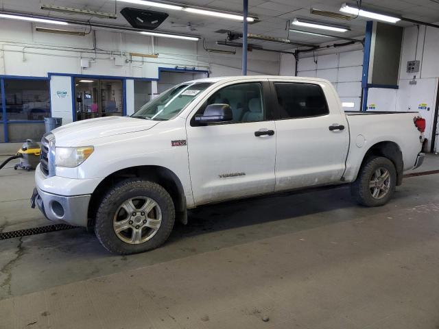 2010 TOYOTA TUNDRA CREWMAX SR5, 