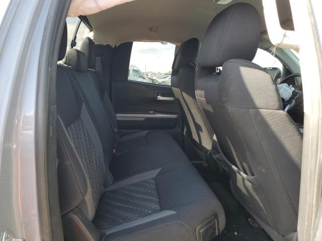 5TFUY5F19KX801253 - 2019 TOYOTA TUNDRA DOUBLE CAB SR/SR5 GRAY photo 10