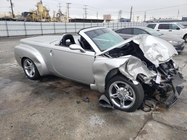 1GCES14H95B119439 - 2005 CHEVROLET SSR 银色 照片 4