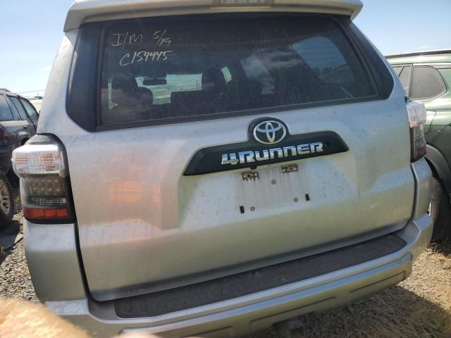 JTEBU5JR3G5323667 - 2016 TOYOTA 4RUNNER SR5/SR5 PREMIUM 银色 照片 6