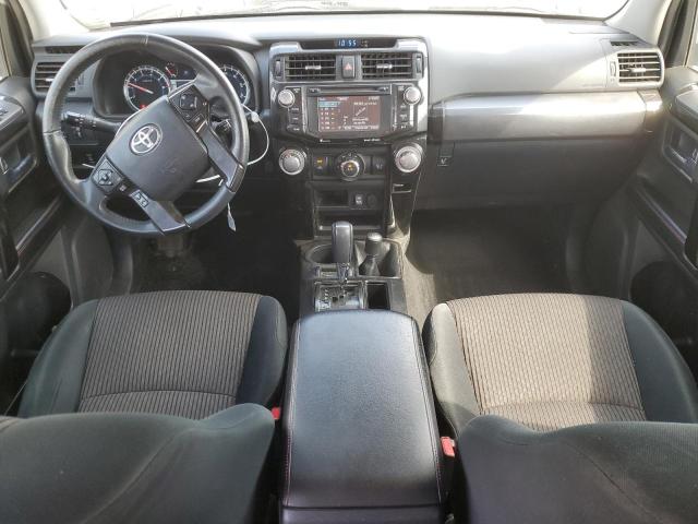 JTEBU5JR3G5323667 - 2016 TOYOTA 4RUNNER SR5/SR5 PREMIUM 银色 照片 8