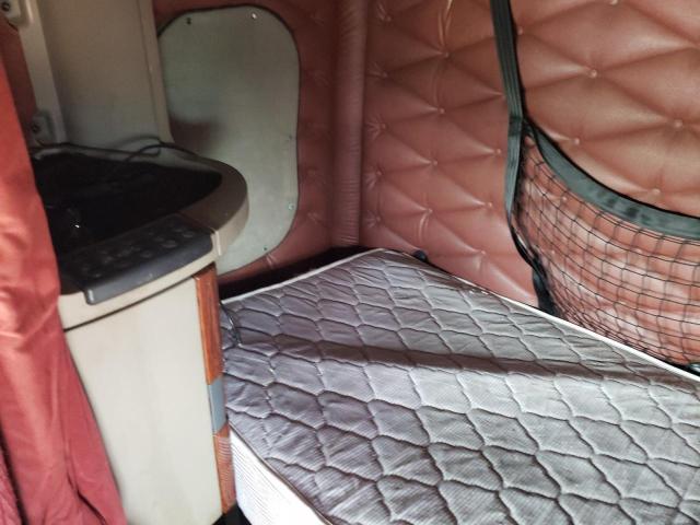 1FUJGLDV5GLGT7011 - 2016 FREIGHTLINER CASCADIA 1 წითელი ფოტო 6