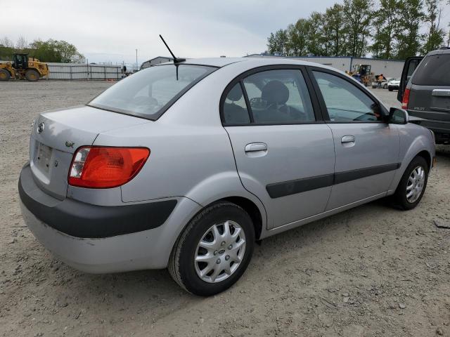 KNADE223196471376 - 2009 KIA RIO BASE SILVER photo 3