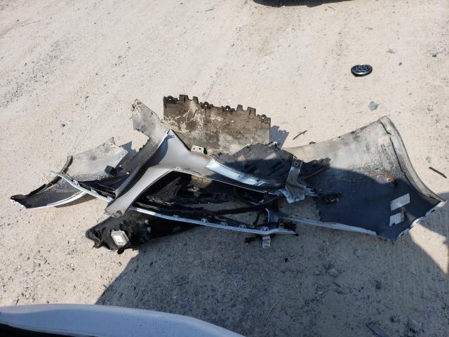 2G4GT5GX1H9154848 - 2017 BUICK REGAL GS თეთრი ფოტო 12