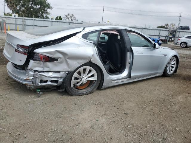 5YJSA1E21GF156811 - 2016 TESLA MODEL S 银色 照片 3