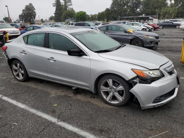 19VDE1F78DE011878 - 2013 ACURA ILX 20 TECH SILVER photo 4