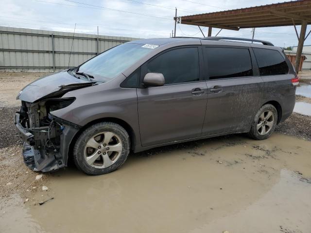 2013 TOYOTA SIENNA LE, 