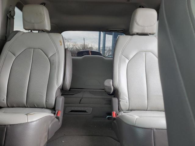 2C4RC1BG3JR141909 - 2018 CHRYSLER PACIFICA TOURING L WHITE photo 10