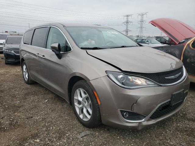 2C4RC1BG5HR836712 - 2017 CHRYSLER PACIFICA TOURING L TAN photo 4