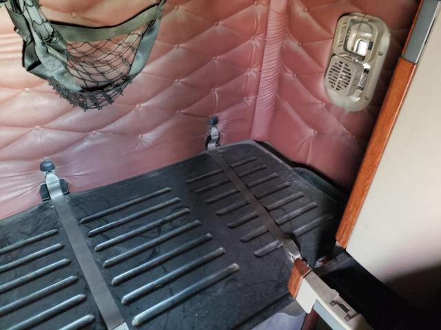 1FUJGLDR09LAL1802 - 2009 FREIGHTLINER CASCADIA 1 Rojo foto 6