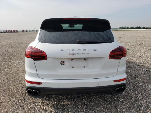 WP1AC2A23FLA80620 - 2015 PORSCHE CAYENNE TURBO WHITE photo 6