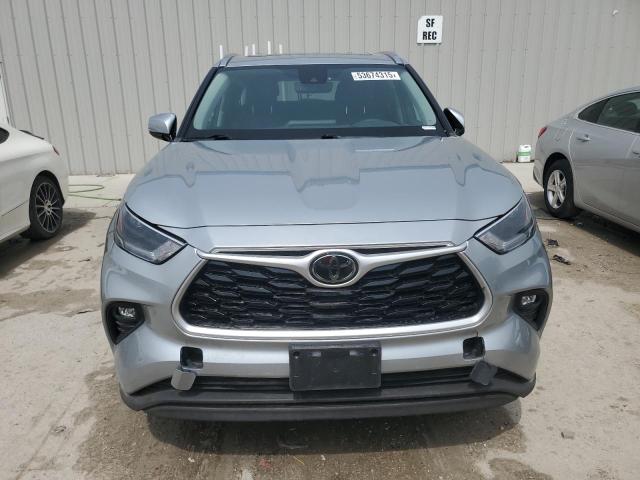 5TDGZRBH4MS081292 - 2021 TOYOTA HIGHLANDER XLE SILVER photo 5
