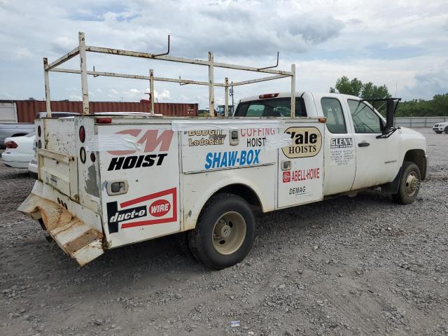 1GBJC39K47E509835 - 2007 CHEVROLET SILVERADO C3500 WHITE photo 3