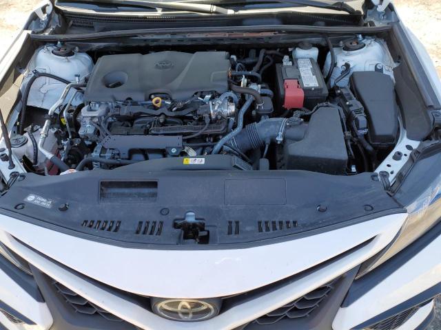 4T1G11AKXPU815080 - 2023 TOYOTA CAMRY SE NIGHT SHADE WHITE photo 11