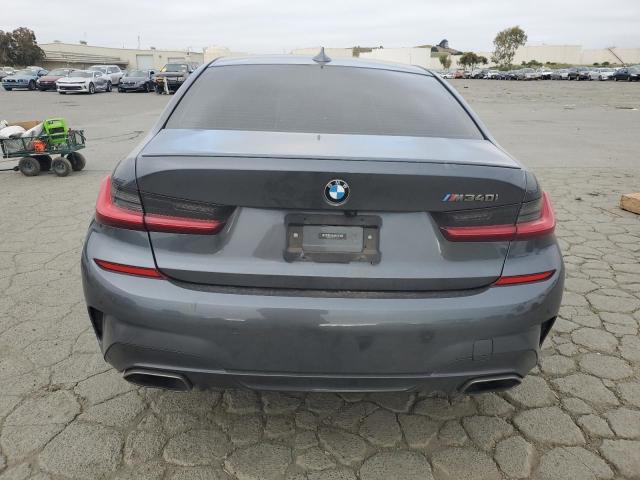 3MW5U7J0XM8B56900 - 2021 BMW M340I GRAY photo 6