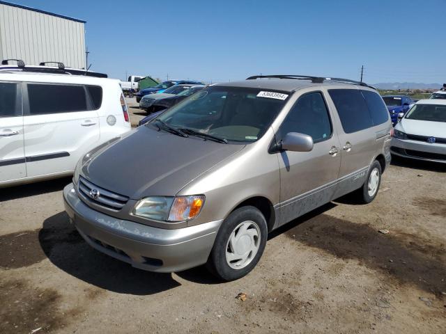 2002 TOYOTA SIENNA LE, 