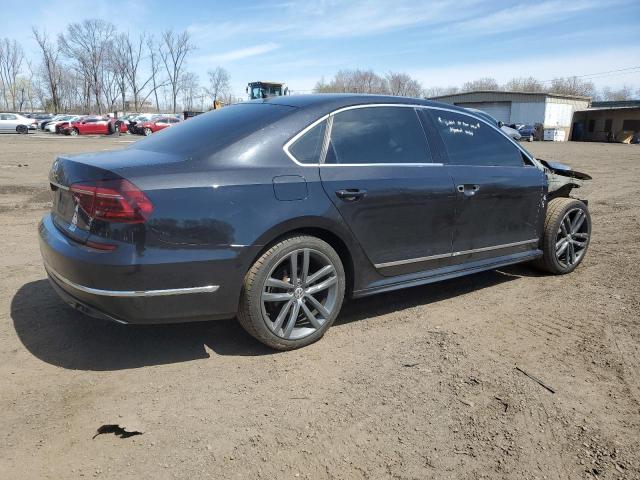 1VWDT7A32HC045104 - 2017 VOLKSWAGEN PASSAT R-LINE შავი ფოტო 3