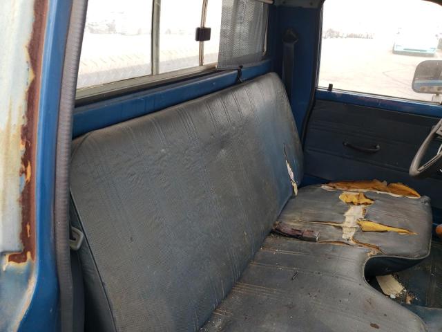 JT4RN44E0C0095346 - 1982 TOYOTA PICKUP 3/4 TON LONG BED RN44 BLUE photo 10