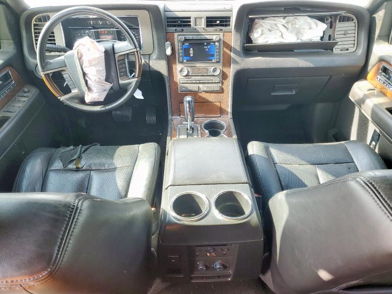 5LMJJ2H53EEL08957 - 2014 LINCOLN NAVIGATOR BLACK photo 8