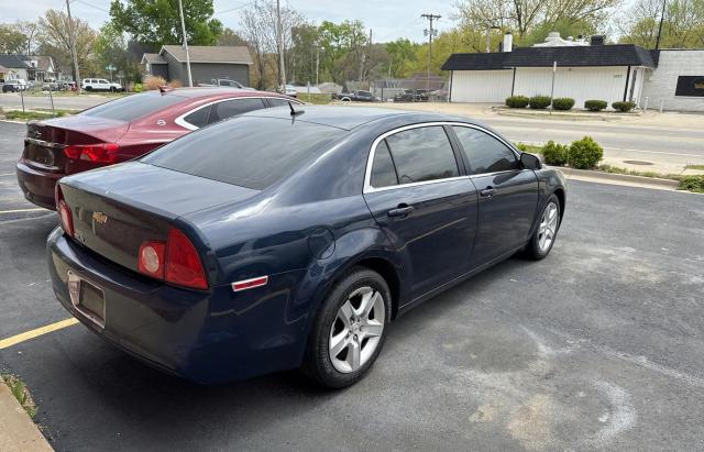1G1ZB5EB6AF196056 - 2010 CHEVROLET MALIBU LS Blau Foto 4