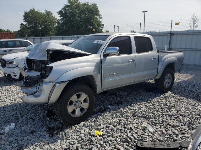 3TMJU62N26M028523 - 2006 TOYOTA TACOMA DOUBLE CAB PRERUNNER SILVER photo 1