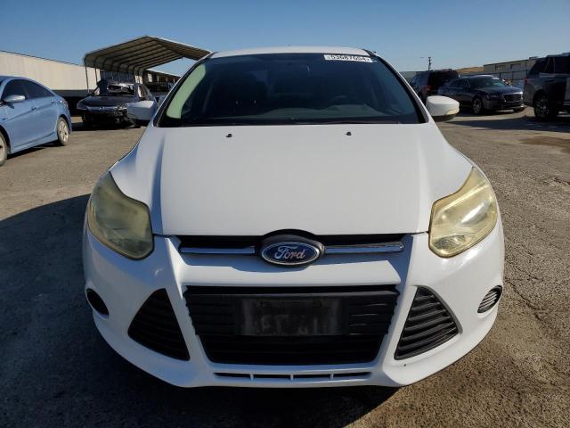 1FADP3F20EL224968 - 2014 FORD FOCUS SE WHITE photo 5