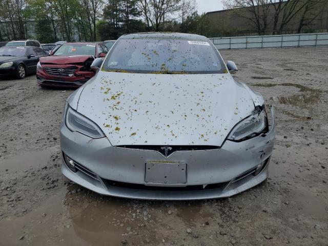 5YJSA1E29JF297097 - 2018 TESLA MODEL S ვერცხლისფერი ფოტო 5