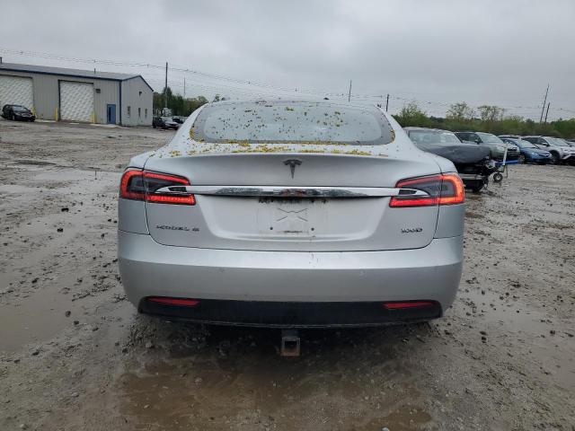 5YJSA1E29JF297097 - 2018 TESLA MODEL S ვერცხლისფერი ფოტო 6